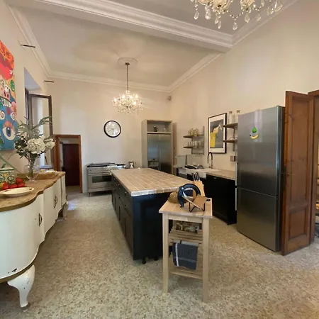 Hotel Casa Donatello *